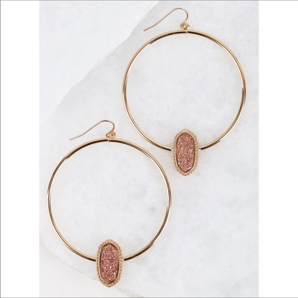 Circle earrings
